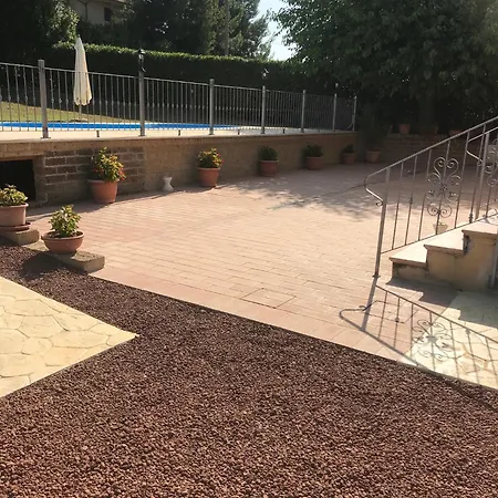 Κατάλυμα σε φάρμα Cerquatonda