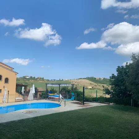 Cerquatonda Κατάλυμα σε φάρμα Montalto delle Marche